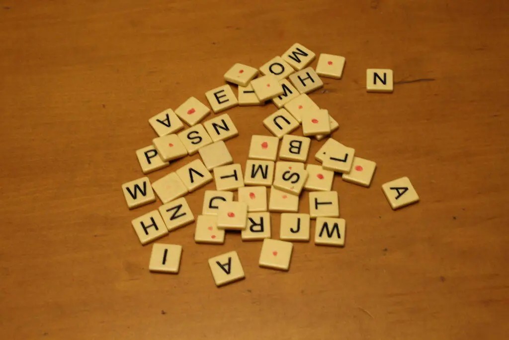 How to Play Bananagrams - Instructions For Getting Started